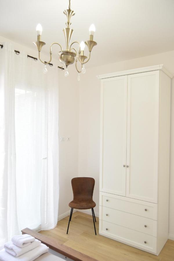Apartament Caporama Terrasini Zewnętrze zdjęcie